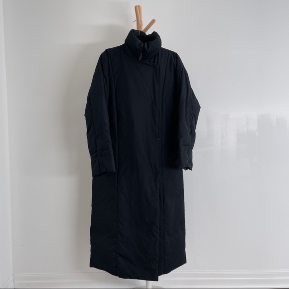 GAP Down Parka - Picture 3 of 3